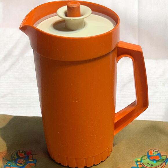 Tupperware kids Doll Toy Tuppertoys Mini Pitcher 1399 5" Orange Push Button Lid - Picture 1 of 10